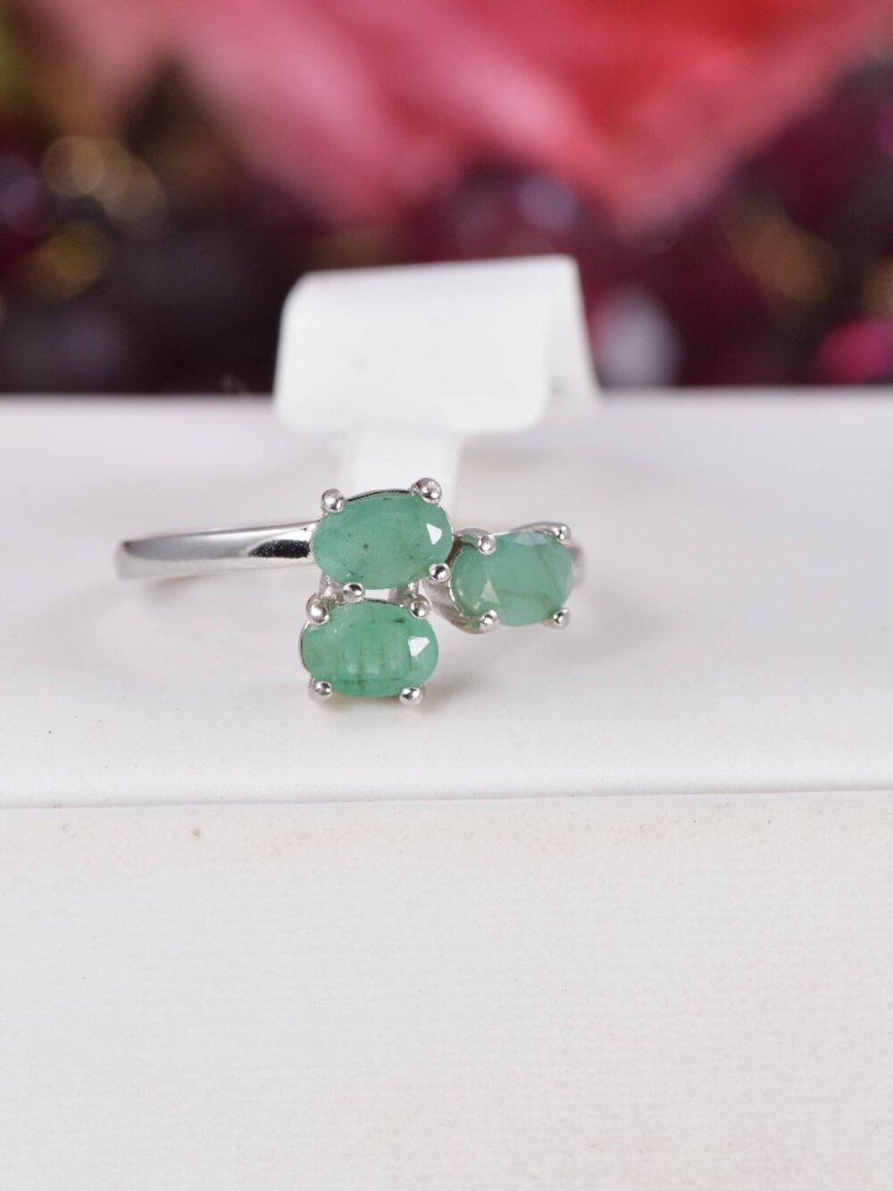 Genuine Natural Emerald Ring 925 Sterling Silver, sz 8